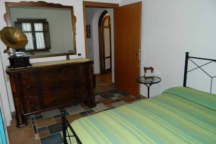 Ferienwohnung für 6 Personen, mit Terrasse und Garten sowie Whirlpool in Santa Maria Navarrese - 2