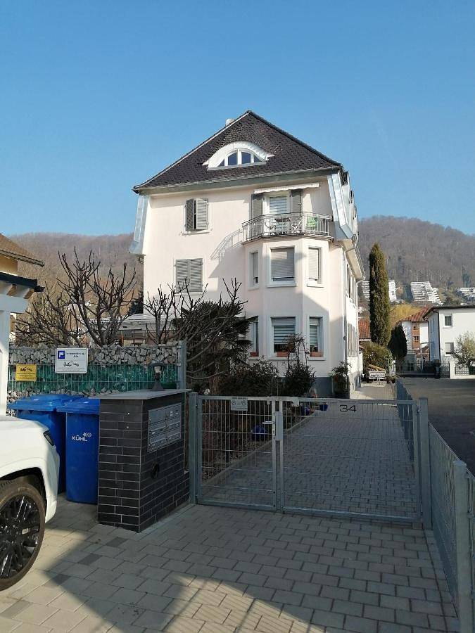 Ferienwohnung für 7 Personen, mit Balkon und Ausblick in Grenzach-Wyhlen