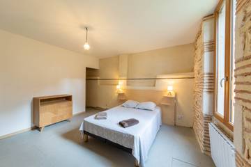 Location De Vacances pour 8 Personnes dans Fongrave, Région de Villeneuve-sur-Lot, Photo 3
