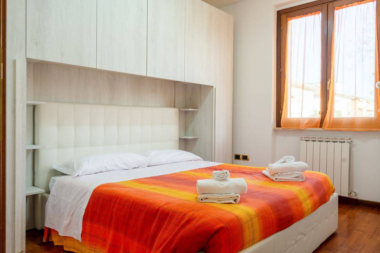 Appartamento intero, Guesthost - Casa del Giardino Apt with Shared Patio in Bastia Umbra, Perugia e dintorni