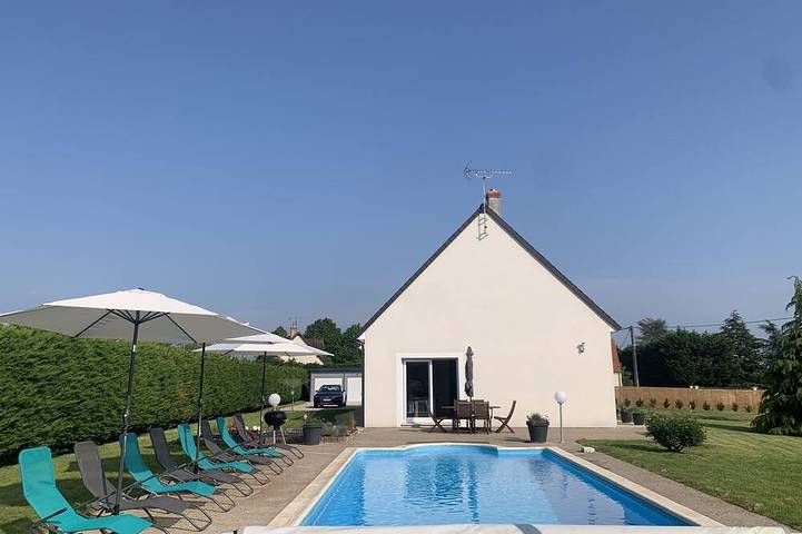Gîte pour 10 personnes, avec jardin à La Chapelle-Vendômoise