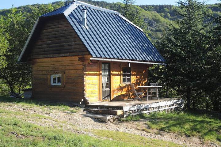 Gîte pour 2 personnes, avec terrasse à Saint-Julien (Hérault)