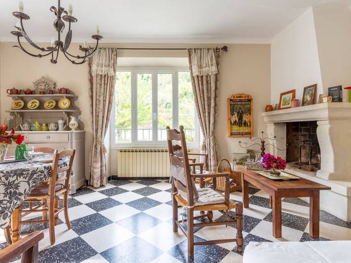 Ferienhaus für 4 Personen, mit Terrasse und Garten in Vaucluse - 2