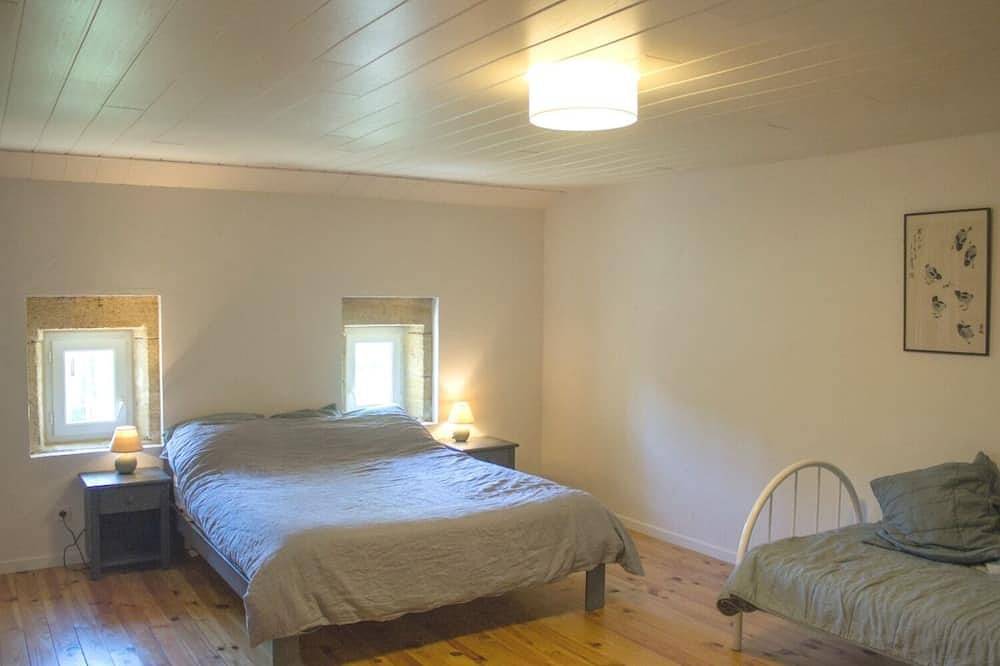 Petit Gite de la Mondette in Les Salles-de-Castillon, Région de Libourne