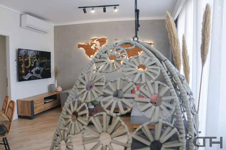 Entire apartment, Luxury 80m2 apartment with balcony downtown Thessaloniki in Thessaloniki region