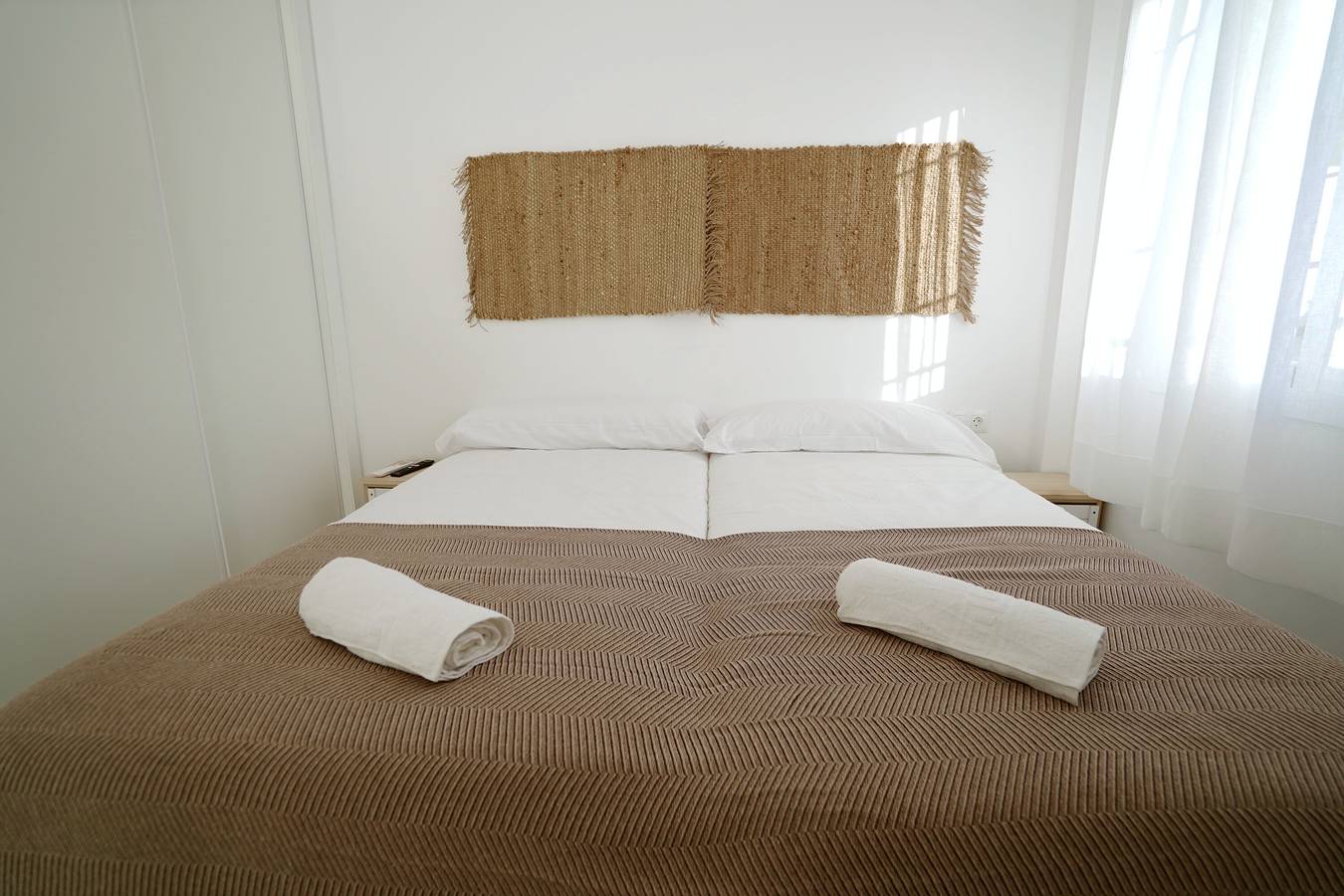 Entire apartment, Holiday apartment for 4 people with garden in Playa Playazo, Nerja