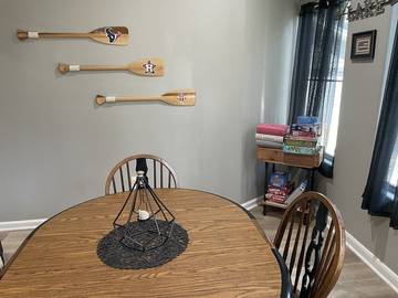 Vacation House for 10 Guests in Lake Conroe, Texas, Picture 4