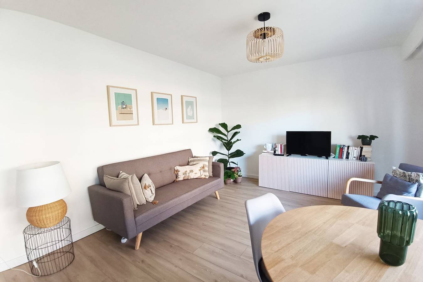 Entire apartment, 2-rooms apartment with Wifi and balcony in Nice (France), Nice region