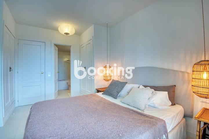 Ganze Wohnung, Charming apartment in Sant Feliu de Guíxols with pool and spectacular sea views in Sant Feliu de Guíxols, Costa Brava
