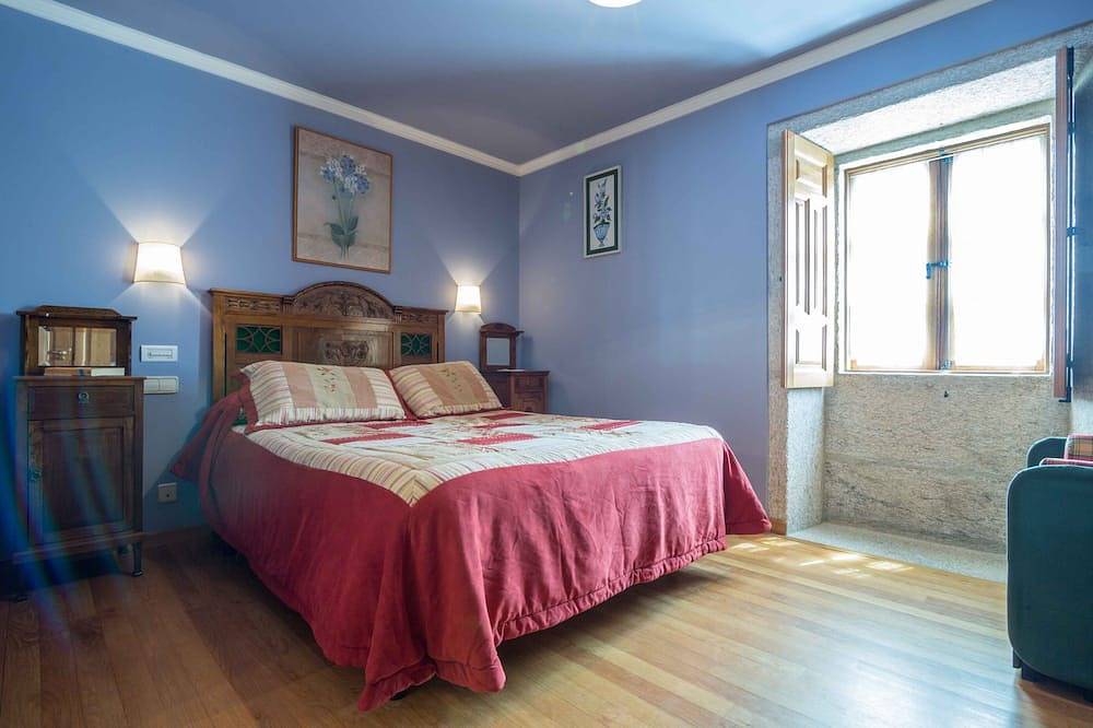 Casa de Verdes turismo rural es una antigua casa de labranza restaurada. in Cabana de Bergantiños, Costa de Galicia