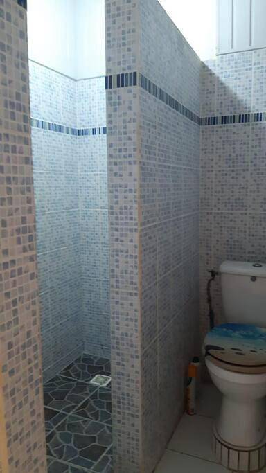 Gîte pour 3 personnes, avec jardin dans Plage de Montabo - 2