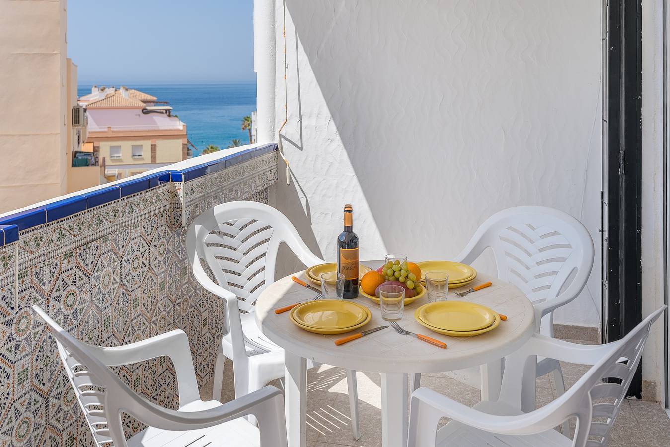 Ganze Wohnung, Ferienwohnung 'Apartamento Mediterraneo 7' mit Meerblick, Wlan und Klimaanlage in La Herradura, Almuñecar
