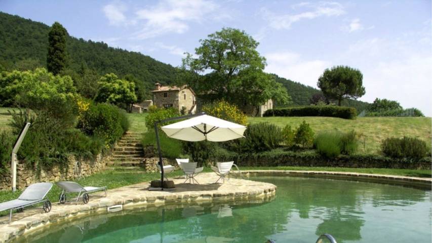 Ferienhaus für 12 Personen, mit Garten und Pool in Sarteano