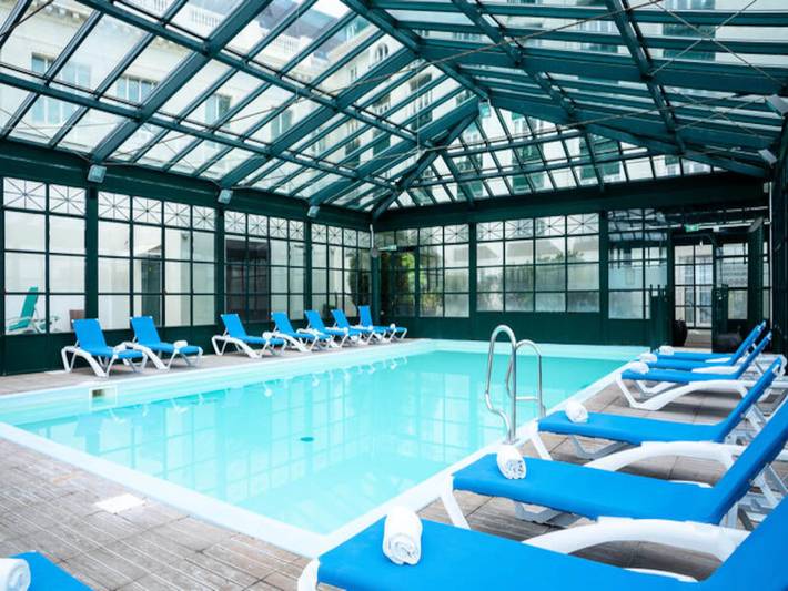 Location de vacances pour 4 personnes, avec balcon et piscine, animaux acceptés à Trouville-sur-Mer