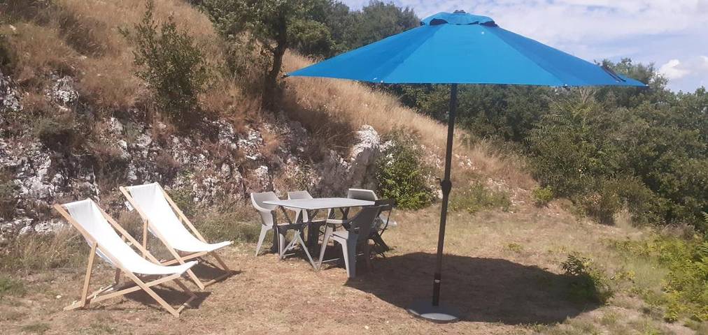 Location de vacances pour 6 personnes, avec jardin et vue à Lagorce - 4