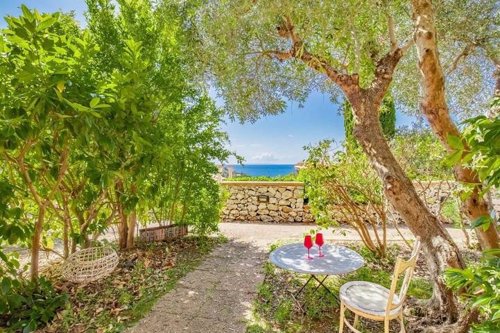 Appartamento per 4 persone, con panorama e giardino, con animali domestici in Rio nell'Elba