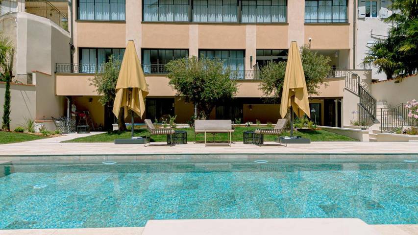 Hôtel pour 2 personnes, avec piscine ainsi que jardin et vue, animaux acceptés dans Theatre De Verdure Albi
