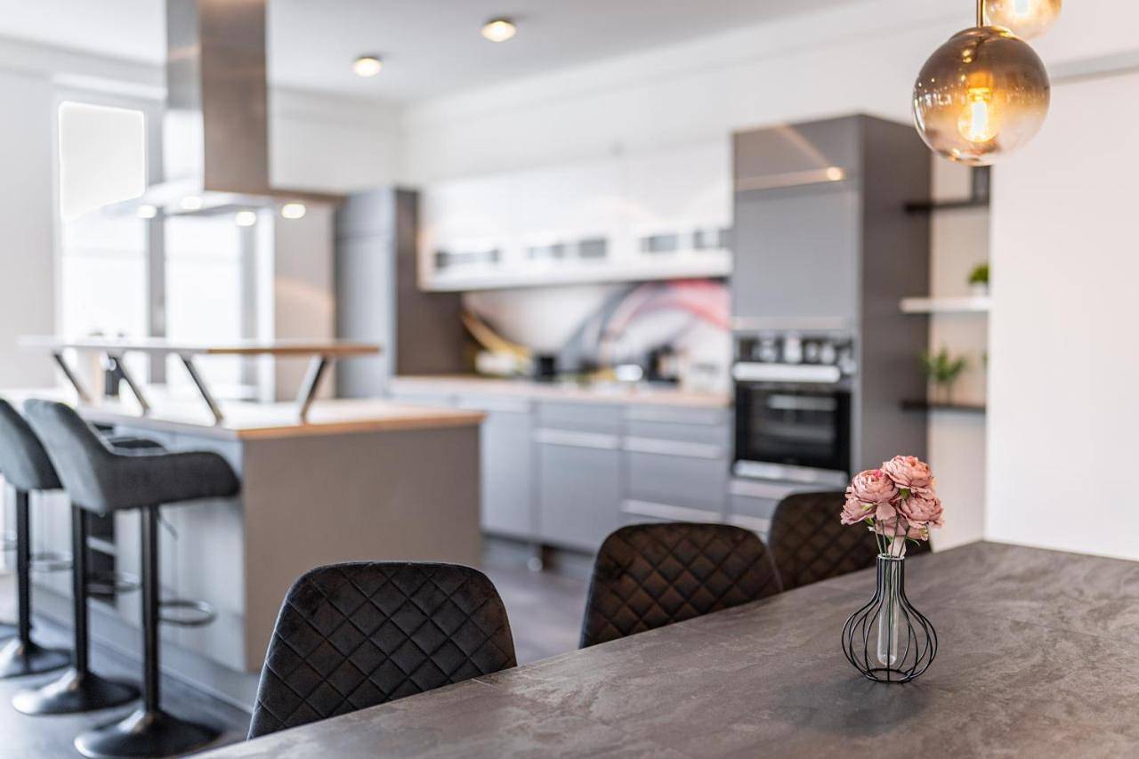 Ganze Wohnung, Illler Homes Memmingen Moderne Fewos für bis zu 7 Pers mit Küche & Parkplätzen, teilweise mit Terrasse in Memmingen, Bayerisch Schwaben