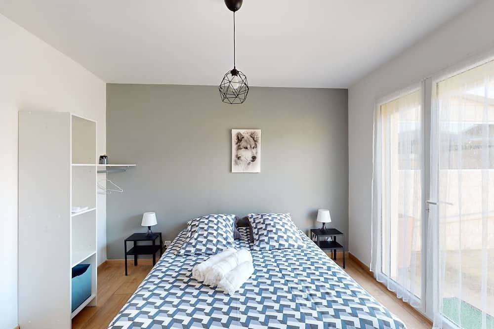 Charming Bordelais pavilion (full accommodation) in Saint-Médard-en-Jalles, Bordeaux region