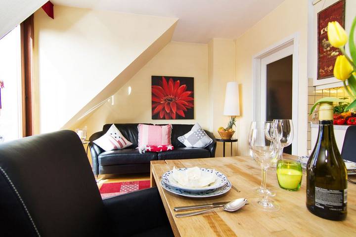 Ganze Wohnung, Komfortable Ferienwohnung Strandperle 1. Og/Dg mit Balkon in Wenningstedt in Nordfriesische Inseln (Schleswig-Holstein) (Schleswig-Holstein), Wenningstedt