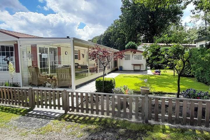 Vakantiepark voor 4 personen, met tuin en zwembad, met huisdier in Arcen