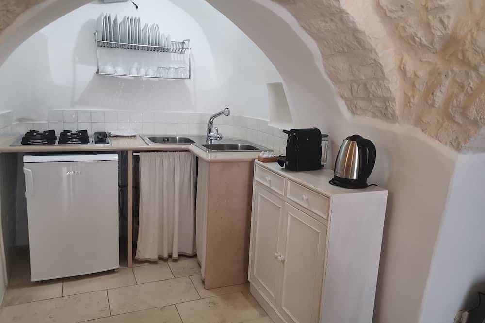 Trullimania , Trulli in centro ad Alberobello in Alberobello, Comune di Alberobello