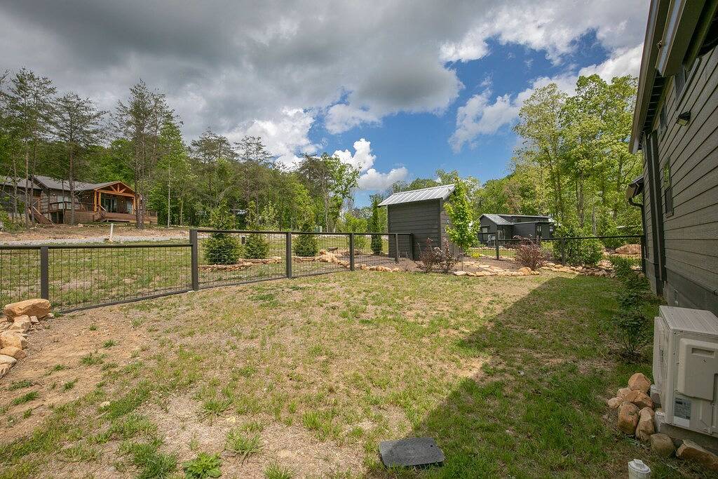 Sticks N Stones at The Retreat at Water's Edge in Grundy County
