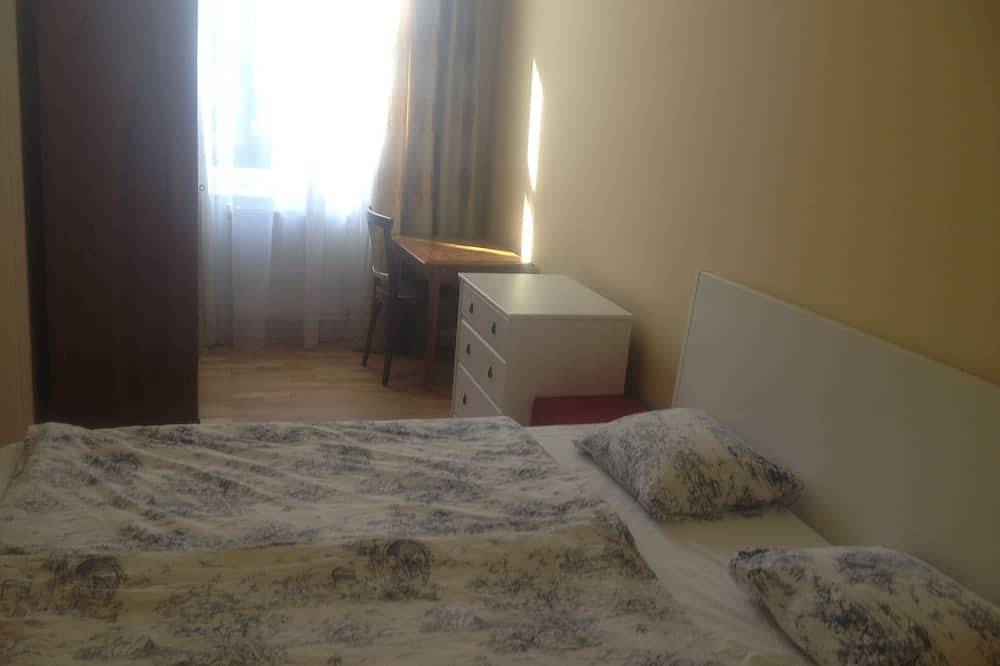 Entire apartment, Charming, bright apartment in a Viennese Art Nouveau building, close to the center, free Wifi in Vienna, Donau Niederösterreich