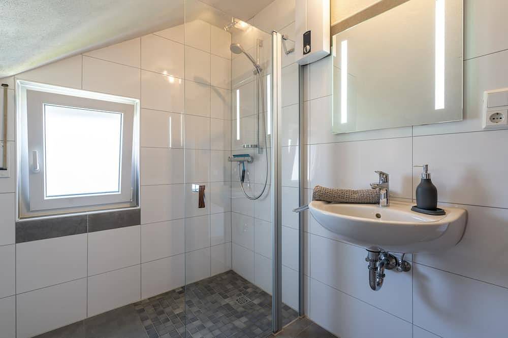 Ganze Wohnung, Traumhafte Ferienwohnung Sankt Goar-Werlau in Mittelrheintal in Sankt Goar, Mittelrhein