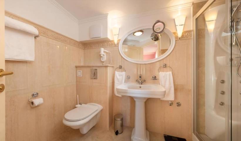 Apartments and Room Luxury dream in Punta Rata, Brela