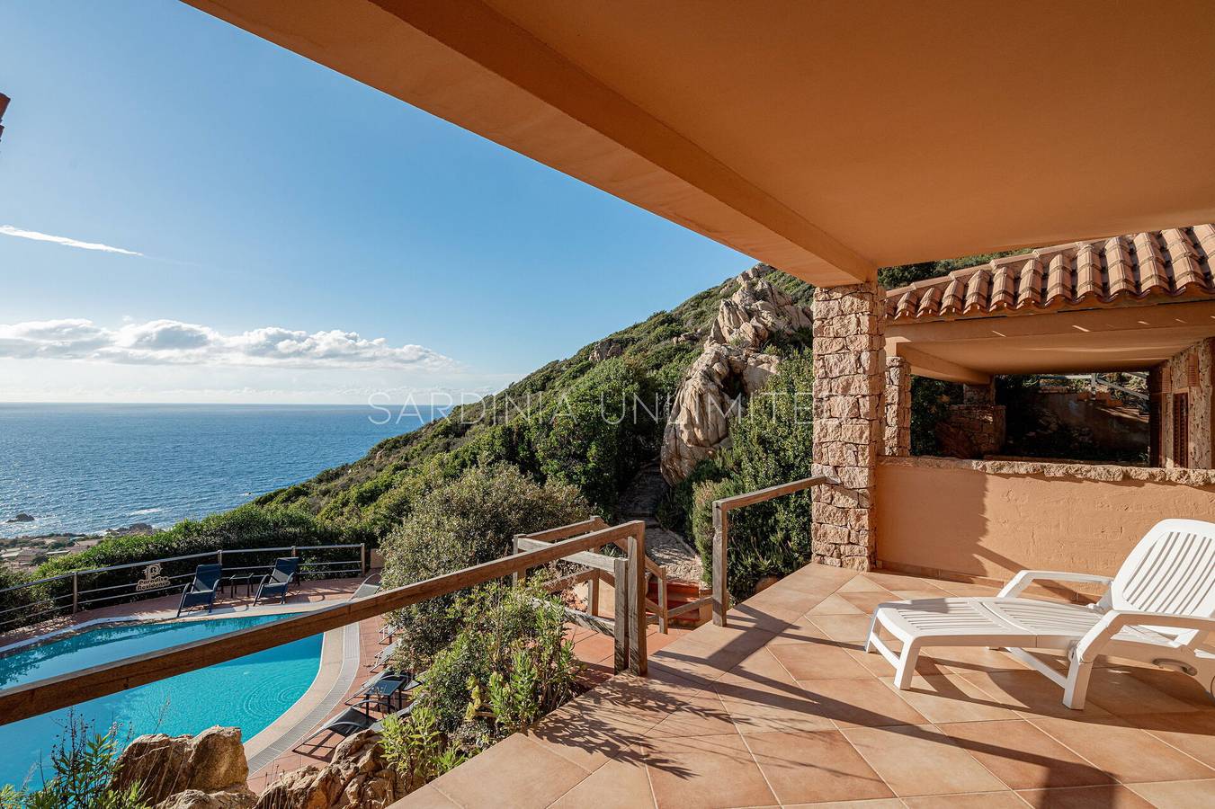 Casa Rosa Bianca in Costa Paradiso, Trinità d'Agultu e Vignola