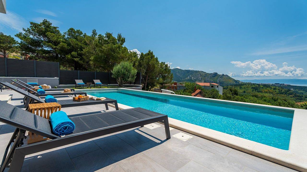 Villa für 8 Personen (300 m²) in Klis in Klis, Split-Dalmatien