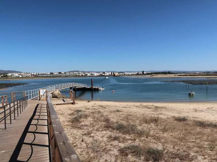 Villa para 3 pessoas, com piscina e terraço em Moncarapacho