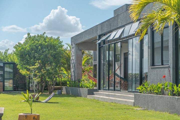 Casas e apartamentos de temporada para 8 pessoas, com piscina e jardim e ainda vista em Bananeiras