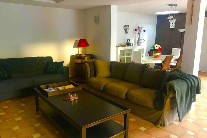 Location de vacances pour 16 personnes, avec piscine et jardin, animaux acceptés à Pierry - 4