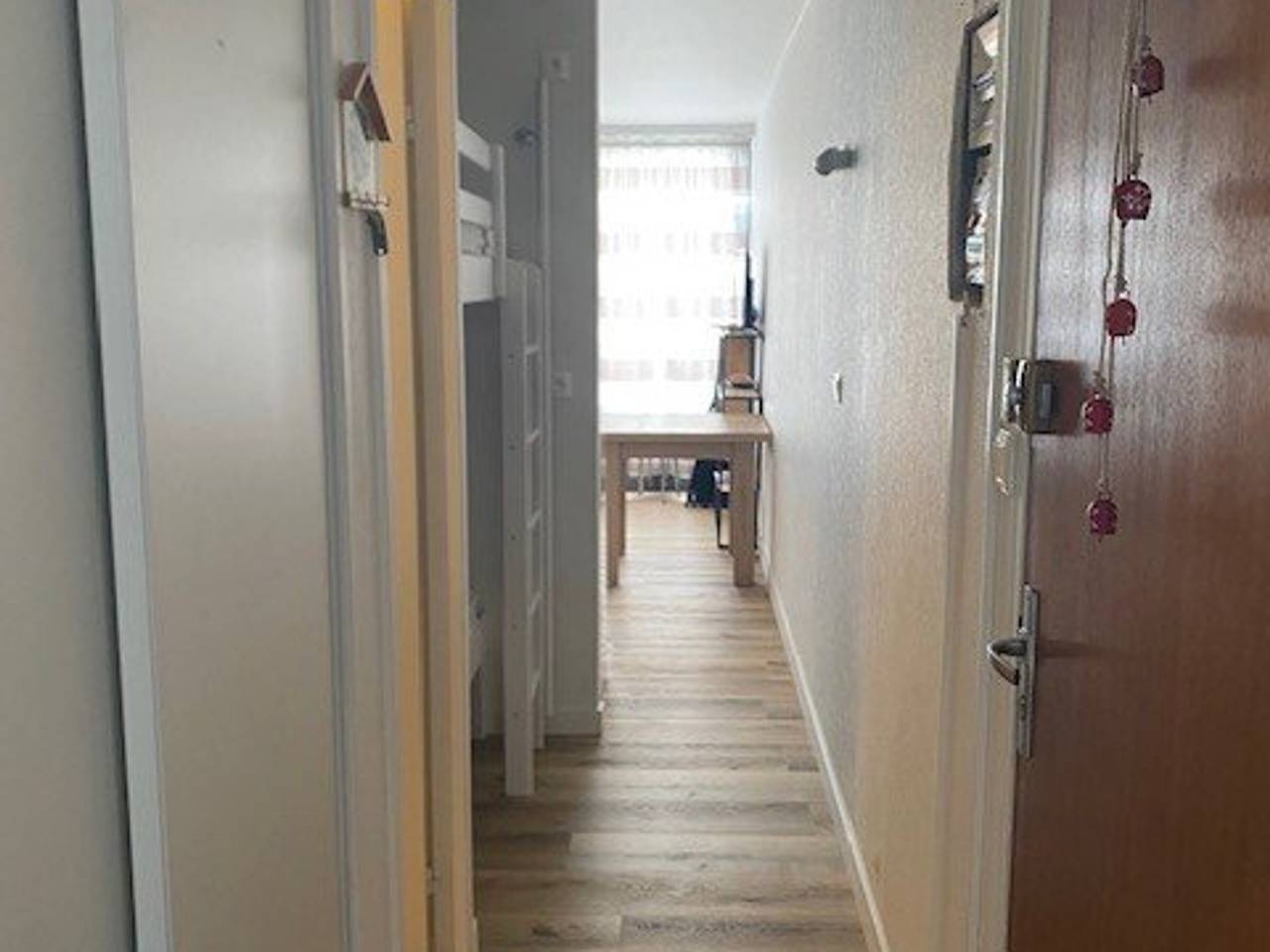 Apartamento entero, Apartamento 7 pers., Pistas y Tiendas, Balcón, Taquilla de Esquí, Parking Gratis in La Pierre Saint-Martin, Arette
