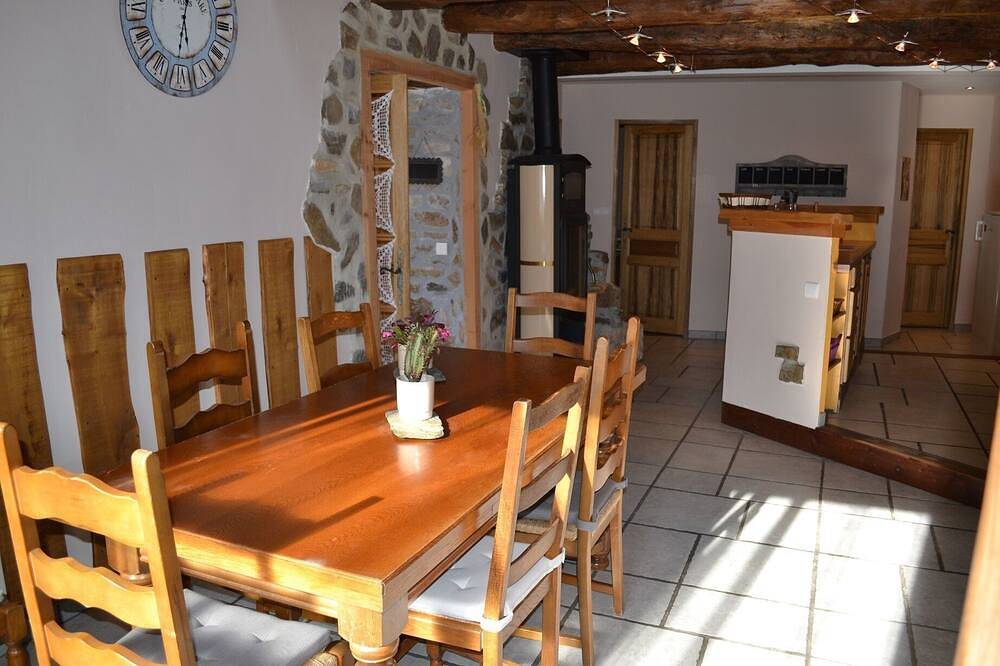 Casa Con Encanto Al Borde Del Parque Nacional Cevennes in Meyrueis, Cevenas