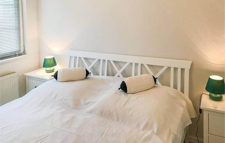 Ganze Ferienwohnung, Gemütliche Strandwohnung mit TV, Parkplatz, Terrasse & WiFi in Gollwitz, Nordwestmecklenburg (Wismar und Umgebung)