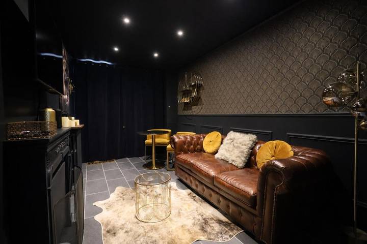 Location de vacances pour 2 personnes, avec jacuzzi et terrasse à Épône - 2