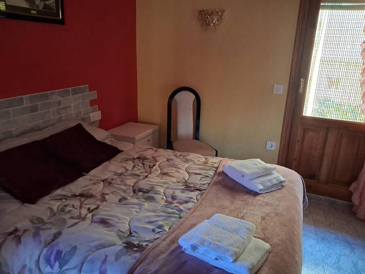 Apartamento de vacaciones para 6 personas, con vistas y balcón en Somontano de Barbastro - 4