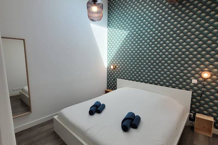 Ganze Wohnung, Cosy, bright duplex apartment Bordeaux/Vignoble/Plages Médocaines - Close to shops. in Macau, Regionaler Naturpark Médoc