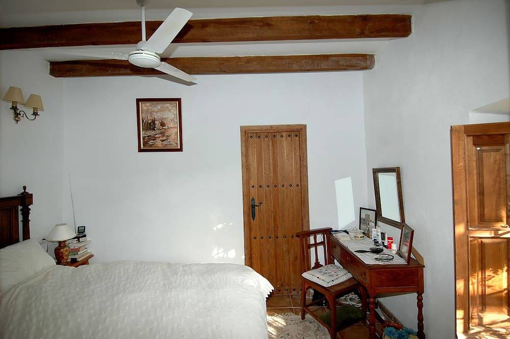 Período Casa de pueblo, piscina privada, hermoso entorno rural. Wifi, Tv, etc. in Bédar, Provincia de Almería