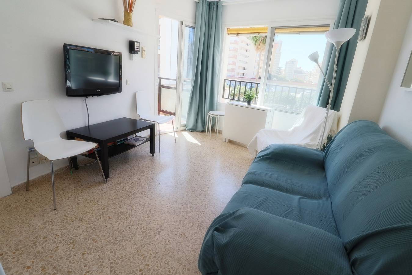 Ganze Wohnung, Ferienwohnung Beachfront Apartment Ronda 1H in Playa Los Boliches, Fuengirola