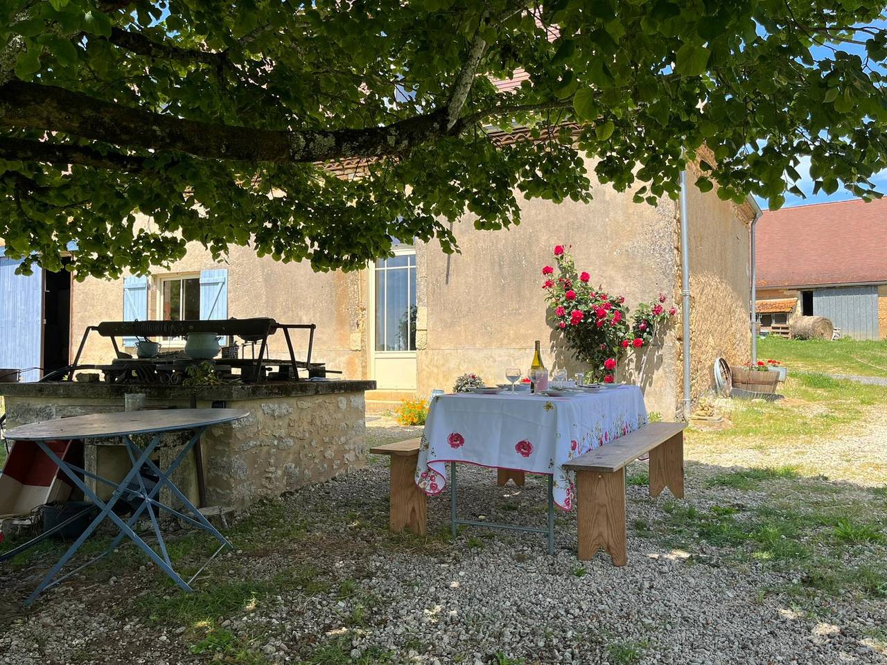 Périgord Farmhouse "Chez Reine" – Authenticity and Tranquility in the Heart of Nature in Sainte-Foy-de-Longas, Périgord Pourpre