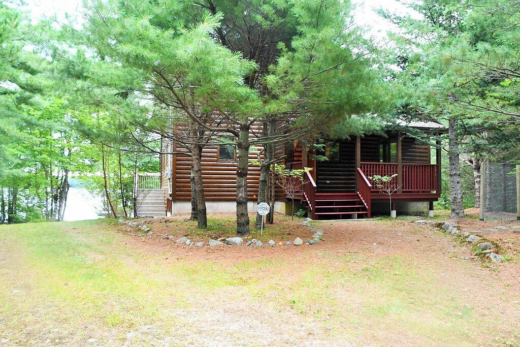 Ruhiges See-Front-Paradies auf Ponhook im Herzen von Nova Scotia in Region of Queens Municipality, Queens County