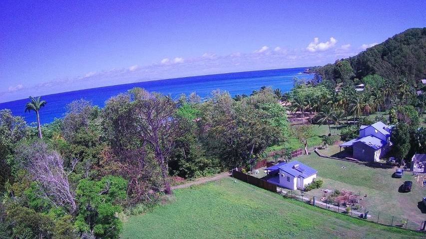 Location de vacances pour 3 personnes, avec jardin et vue dans Plage de Grande Anse - 2