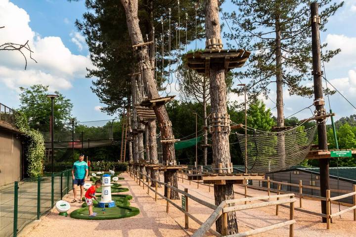 Camping für 4 Personen, mit Pool und Terrasse, mit Haustier in Chianti - 2