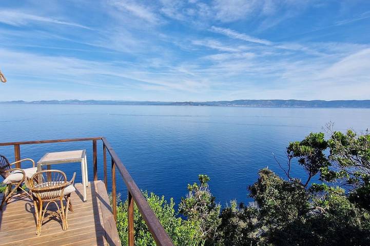 Lodges La Caouanne Vue mer panoramique domaine naturiste Île du Levant in Hyeres, Parc national de Port-Cros