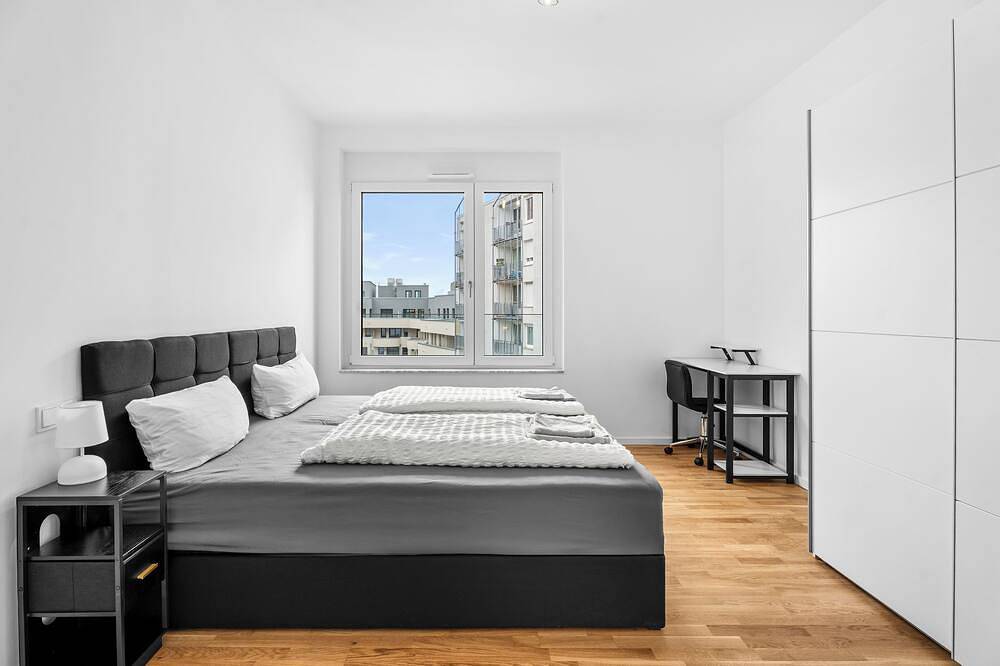 Ganze Wohnung, Design 3-Zimmer-Wohnung Alessi I Familie I Zentrum I Mercedes I Ac I Balkon in Böblingen, Stuttgart Region