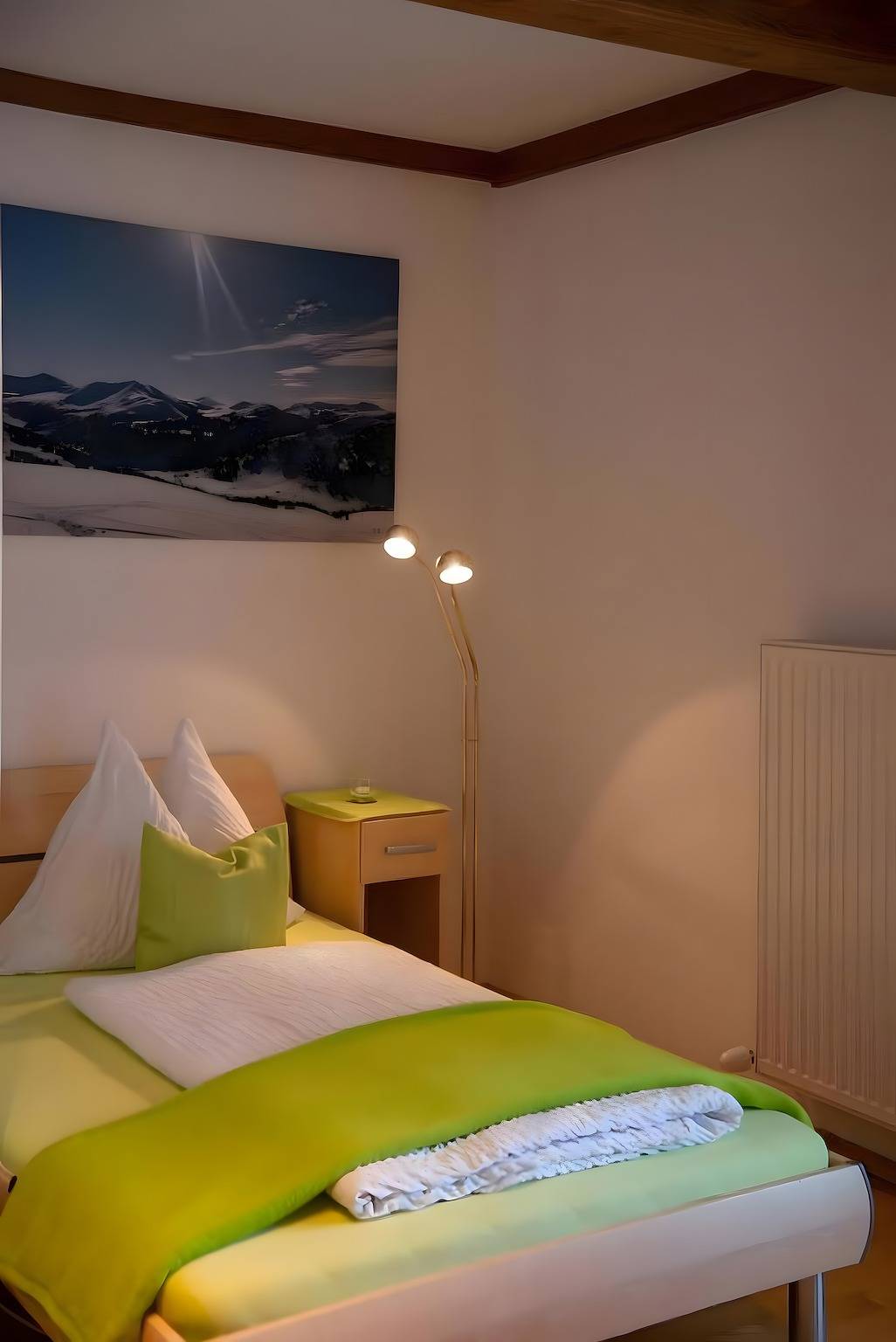 Zimmer 'Seifterhof - Doppelzimmer' mit Bergblick, Gemeinschaftsterrasse und Wi-Fi in Sankt Andrä im Lungau, Bundesland Salzburg
